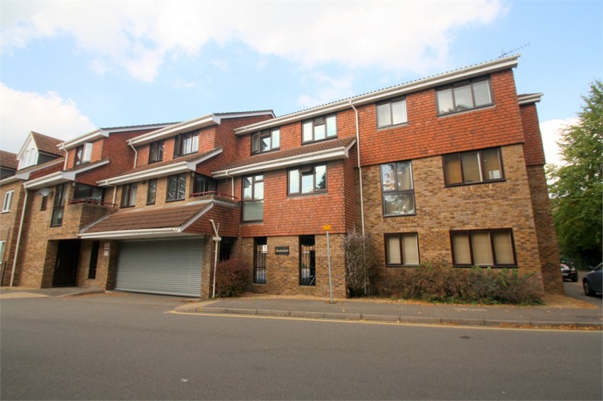 Images for Dunstan Court, Leacroft, STAINES-UPON-THAMES