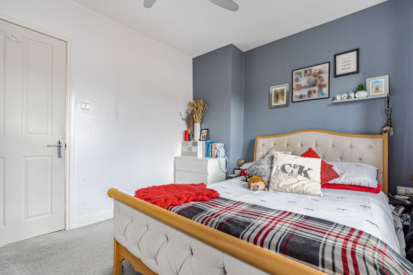 Images for Stainash Crescent, Staines-upon-Thames, Surrey