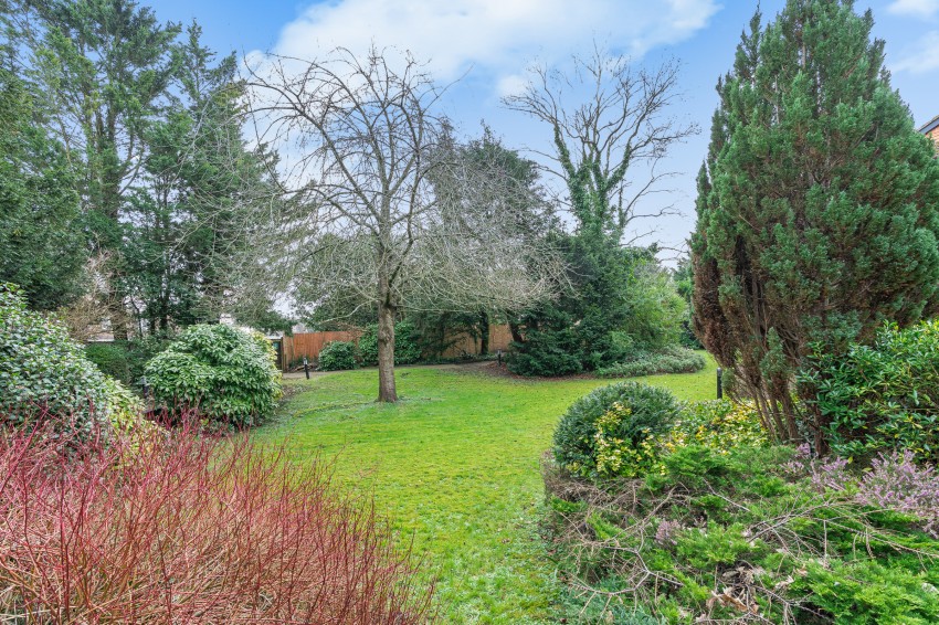 Images for Farm Close, Staines-upon-Thames, Surrey